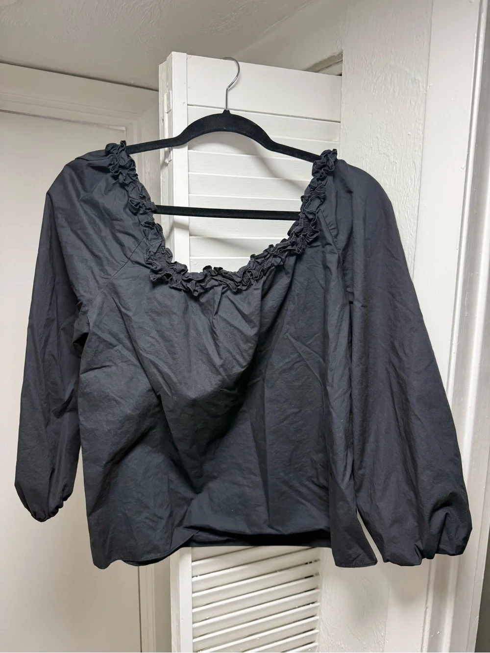 J.Crew Ruffle Neck Blouse Womens Black Puff Sleeve Cotton Top Romantic Size L